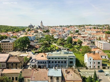 Kutná Hora, Hlouška, Štefánikova