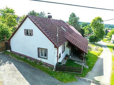 Prodej rodinného domu 180 m², pozemek 450 m²