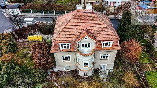 Prodej vily 395 m², pozemek 846 m²