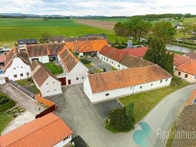 Prodej výrobní haly, prostoru 1075 m²