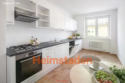 Pronájem bytu 2+1 65 m² náměstí Jana Nerudy, Ostrava - Poruba