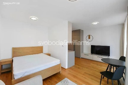 Pronájem bytu 1+kk 40 m² Starokošířská, Praha - Košíře