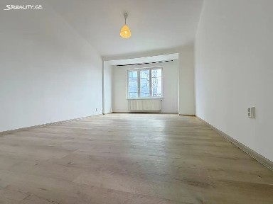 Pronájem bytu 3+kk 78 m² Sokolovská, Praha - Libeň