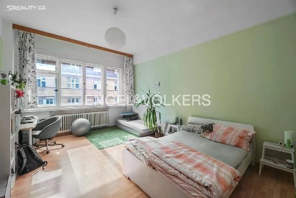 Pronájem bytu 2+1 85 m² Jičínská, Praha - Vinohrady