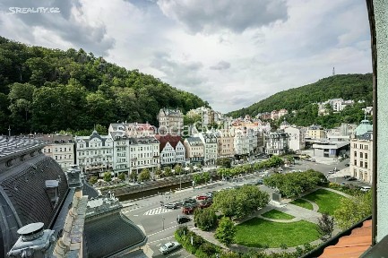 Prodej bytu 3+kk 137 m² Divadelní náměstí, Karlovy Vary