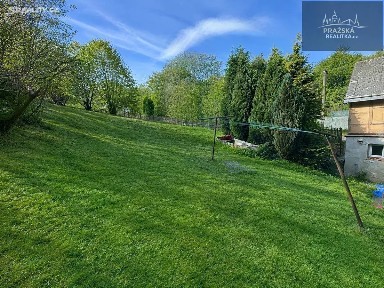 Prodej rodinného domu 200 m², pozemek 835 m²