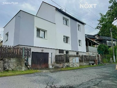 Prodej rodinného domu 185 m², pozemek 598 m²