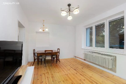 Pronájem bytu 3+1 64 m² Na Topolce, Praha - Nusle