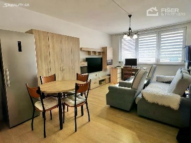 Prodej bytu 1+kk 33 m² Na Výsluní, Orlová - Lutyně