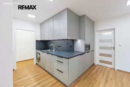 Prodej bytu 2+1 52 m² Oděská, Rožnov pod Radhoštěm