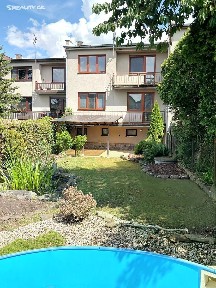 Cerhenice, Kolín, Za Dráhou