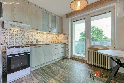 Prodej bytu 3+1 74 m² Pecháčkova, Plzeň - Skvrňany