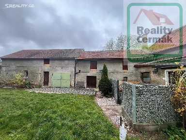 Prodej rodinného domu 220 m², pozemek 240 m²
