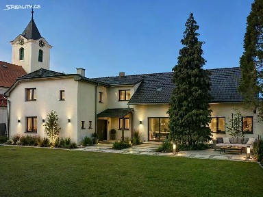 Kostelní Hlavno, Praha-východ