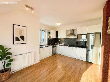 Prodej bytu 4+kk 99 m² Na Výšině, Říčany