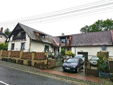 Chvalkovice, Náchod