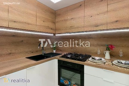 Pronájem bytu 3+1 66 m² Příční, Karviná - Mizerov