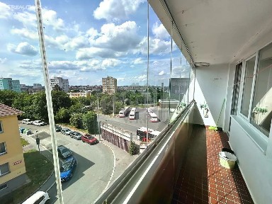 Prodej bytu 3+1 68 m² Tehovská, Praha - Strašnice