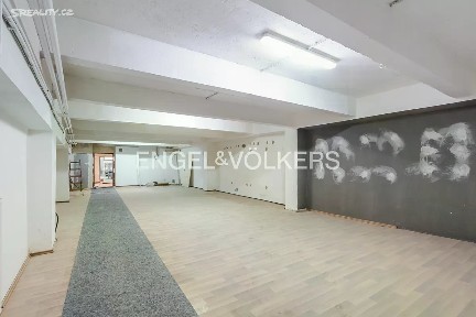 Pronájem komerční nemovitosti 358 m² Pernerova, Praha - Karlín