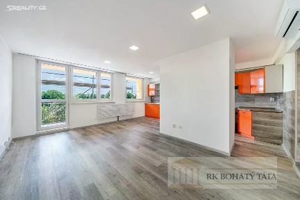 Prodej bytu 3+kk 78 m² Třebešovská, Praha - Horní Počernice
