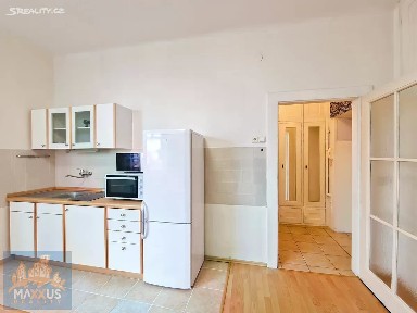 Pronájem bytu 1+kk 28 m² Ječná, Praha - Nové Město