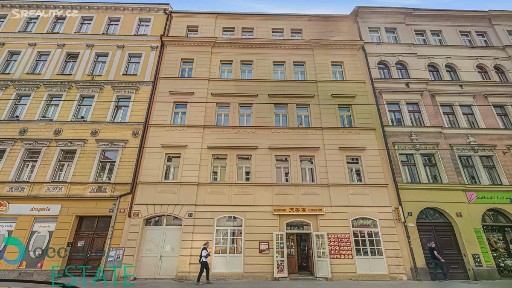 Pronájem bytu 1+kk 30 m² Seifertova, Praha - Žižkov
