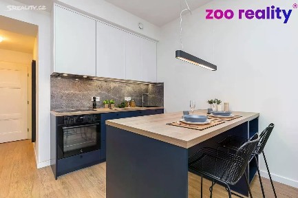 Pronájem bytu 2+kk 40 m² Karmelitská, Praha - Malá Strana