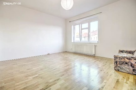 Pronájem bytu 1+kk 33 m² Krejčího, Praha - Libeň