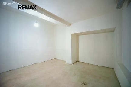 Prodej skladového prostoru 19 m² náměstí Dr. Václava Holého, Praha - Libeň