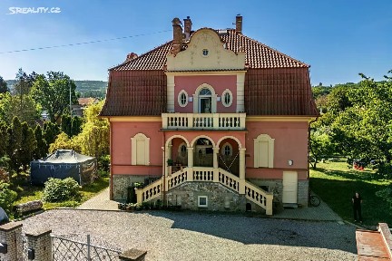 Řevnice, Praha-západ, Komenského