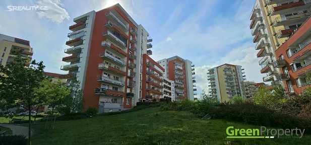 Prodej bytu 3+kk 81 m² Miroslava Hajna, Praha - Letňany