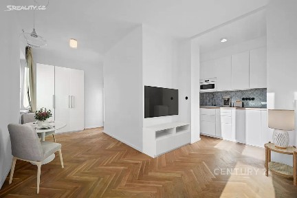 Prodej bytu 1+kk 50 m² Na Dolinách, Praha - Nusle