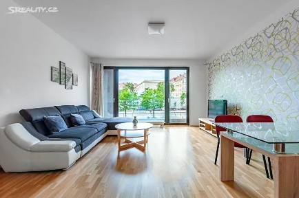 Pronájem bytu 2+kk 76 m² Korunní, Praha - Vinohrady