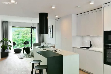 Pronájem bytu 3+kk 80 m² Sokolovská, Praha - Karlín