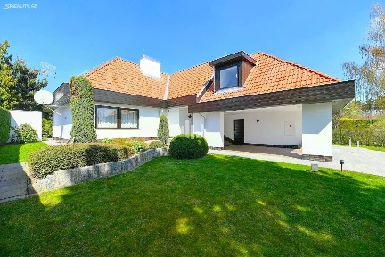 Pronájem kanceláře 417 m²