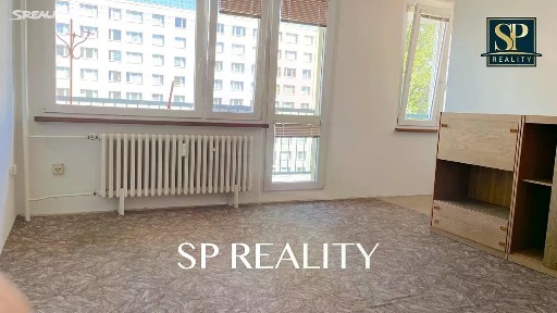 Prodej bytu 1+kk 32 m² Družby, Pardubice - Polabiny