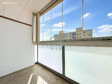 Prodej bytu 3+1 80 m² Cholupická, Praha - Kamýk