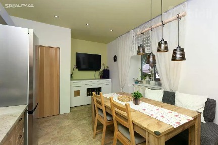 Prodej bytu 3+kk 62 m² Cukrovarská, Český Brod - Liblice