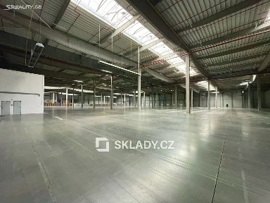 Pronájem skladového prostoru 15000 m²