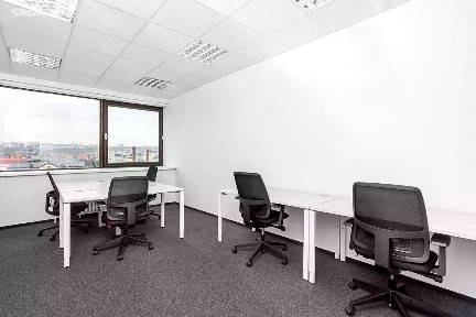Pronájem kanceláře 75 m² Dělnická, Praha - Holešovice