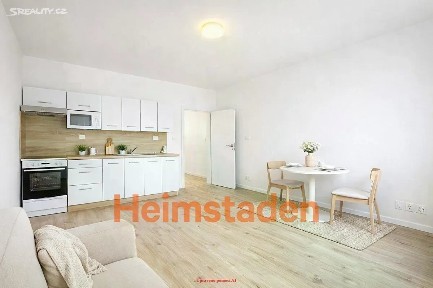 Pronájem bytu 2+kk 47 m² Nadační, Ostrava - Kunčičky