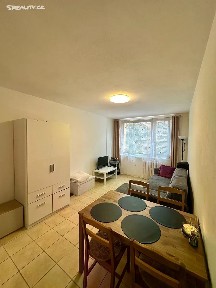 Prodej bytu 2+kk 42 m² Štichova, Praha - Háje