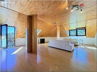 Pronájem bytu 4+1 127 m² Bystřice - Líšno