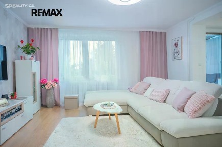 Prodej rodinného domu 245 m², pozemek 114 m²