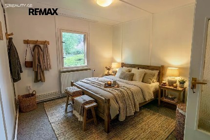 Pronájem chaty 50 m², pozemek 380 m² Holšická, Praha - Újezd nad Lesy