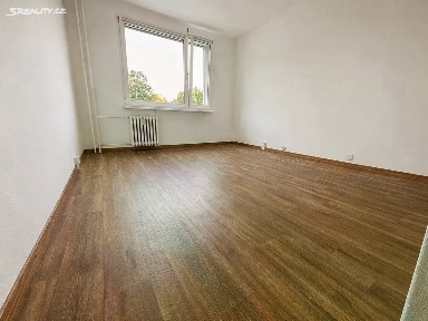 Prodej bytu 2+1 42 m² Pod Rozhlednou, Ústí nad Labem - Severní Terasa