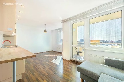 Prodej bytu 2+kk 82 m² Volkova, Praha - Černý Most