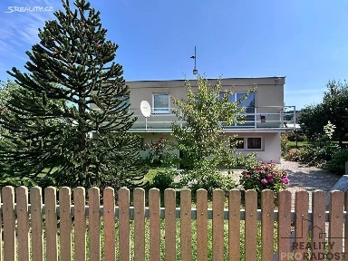 Prodej obchodního prostoru 216 m²
