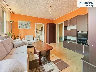 Prodej bytu 2+1 45 m² Okružní, Zlín
