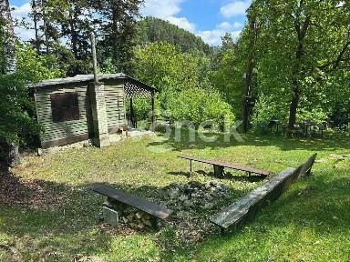 Prodej chaty 18 m², pozemek 19 m²
